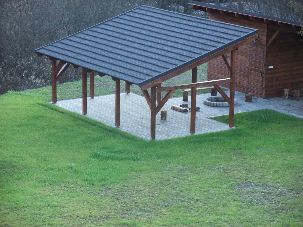 Rodinny Apartman Slnecnica Tale Buitenkant foto
